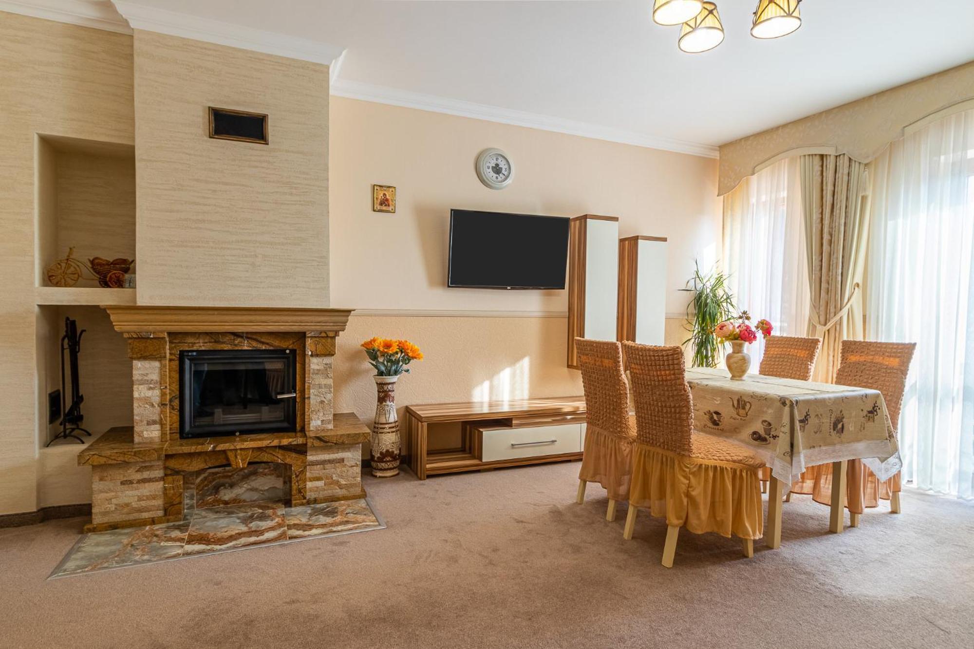 Petros Hotel Bukovel Room photo
